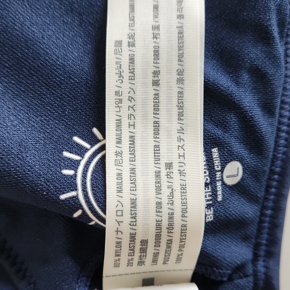 Hollister Bikini Top - Criss Cross Spaghetti strap - Picture 5 of 5